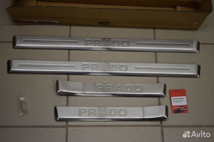 Toyota prado 150 Накладки на пороги новые