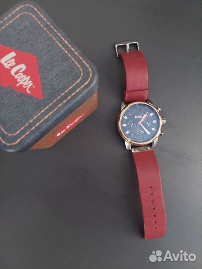 Наручные часы Lee Cooper LC06191.558