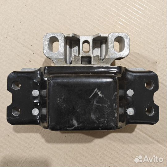 Подушка коробки передач зад лев Skoda Octavia 2004