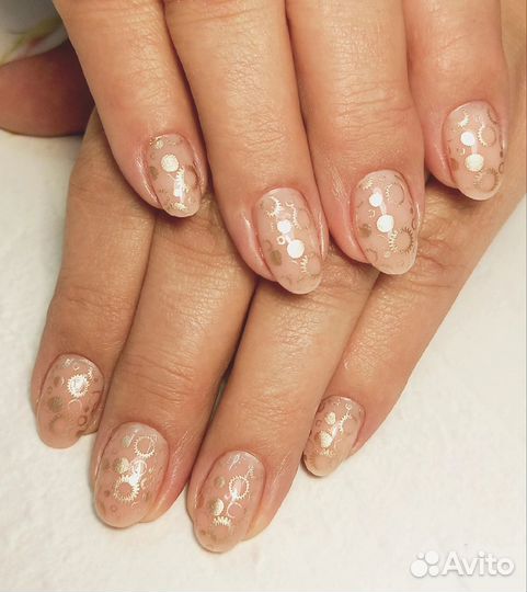 Мастер маникюра и педикюра