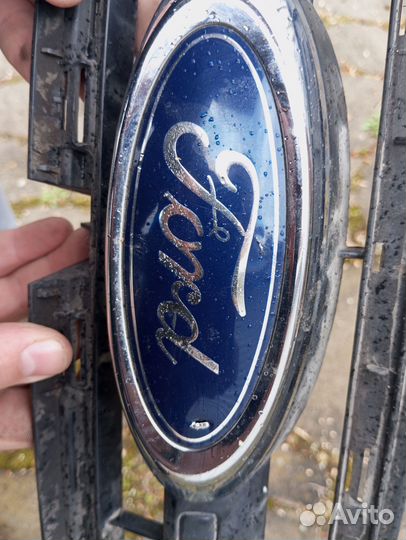 Решётка радиатора ford Mondeo 4
