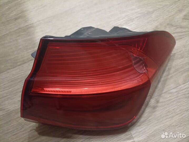 Фонарь задний правый в крыло Bmw F30 LCI