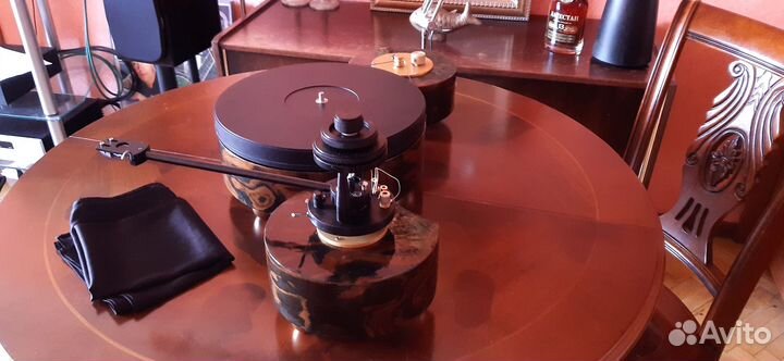 Проигрыватель пластинок Silvertone Piano Ebony