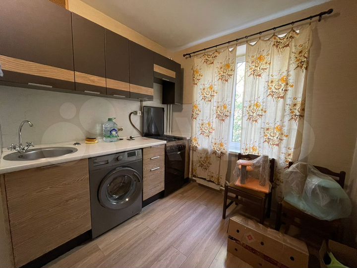 1-к. квартира, 30 м², 1/9 эт.