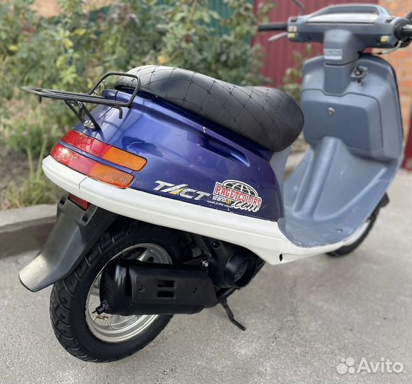 Скутер Honda Tact 24