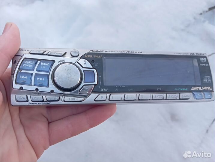 Панель CDA-9812RB для автомагнитолы