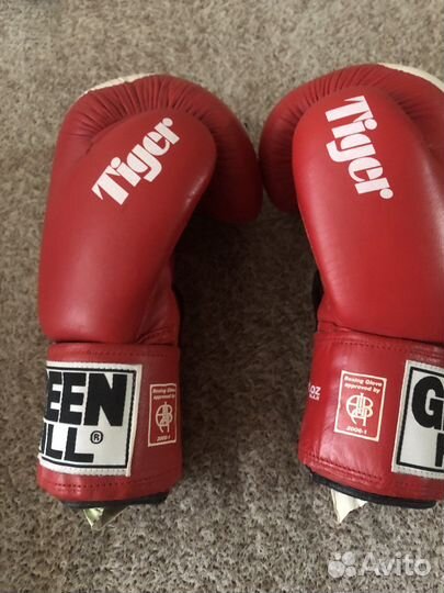 Новые боксерские перчатки green hill