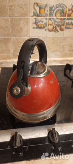 Чайник со свистком 3 л Fiero Rondell (R) RDS-498