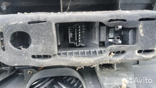 Фонарь задний левый nissan primastar X83 (XDN07MX0