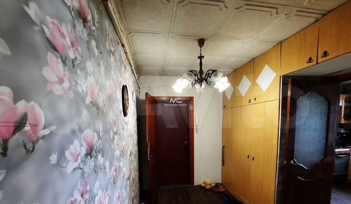 2-к. квартира, 53 м², 5/5 эт.