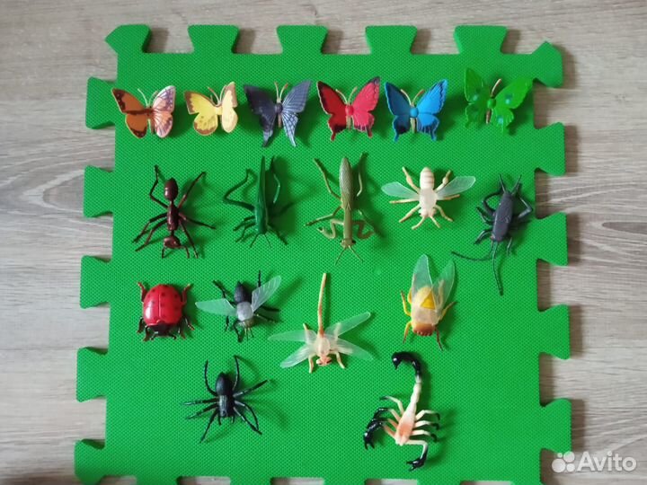 Фигурки насекомых и морских обитателей
