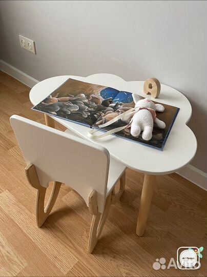 Детский столик и стульчик деревянный новый