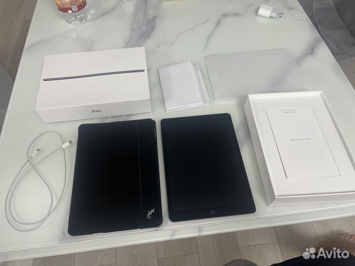 Apple iPad 10.2 2021