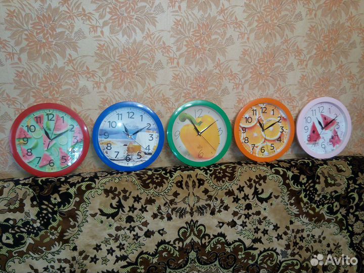 Часы настенные в ассортименте. Новые