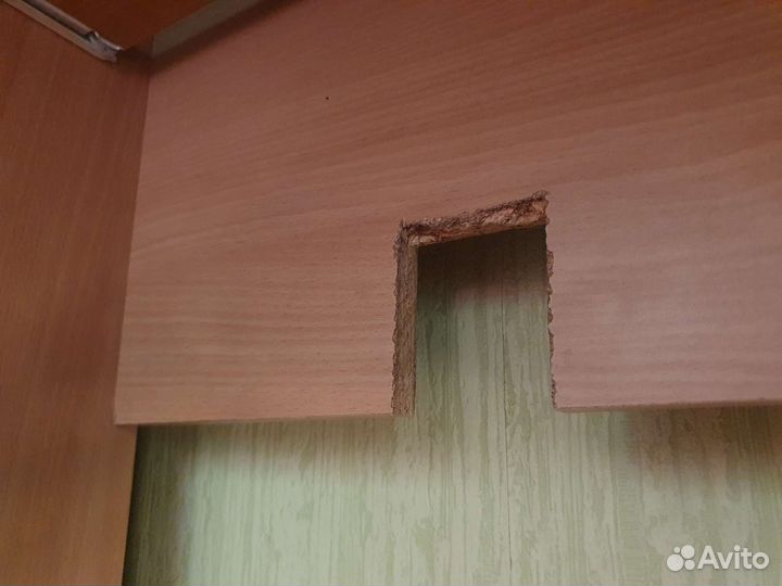 Компьютерный стол