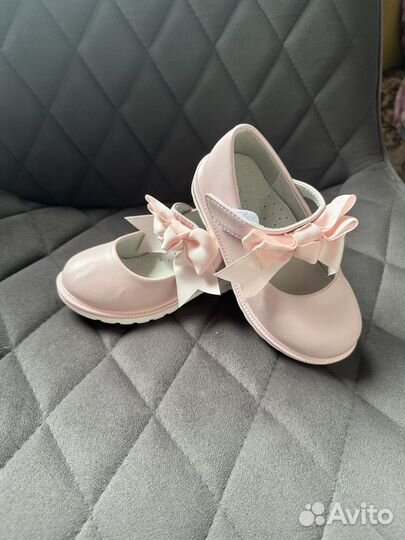 Туфельки для девочки