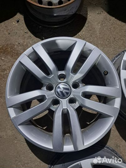 Диски оригинал Volkswagen р16 5/112