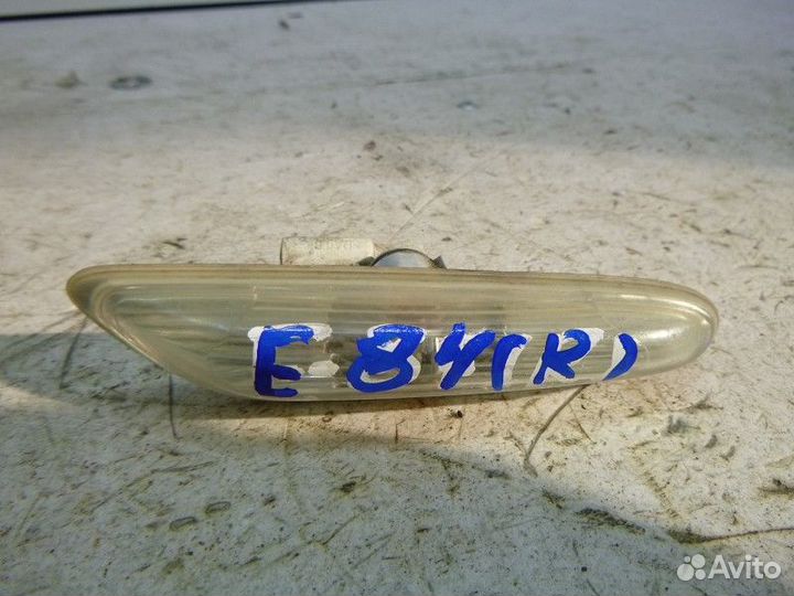 Повторитель на крыло правый BMW X1 E84 2009