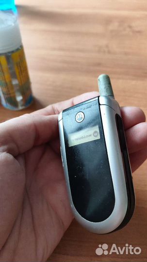 Motorola V180