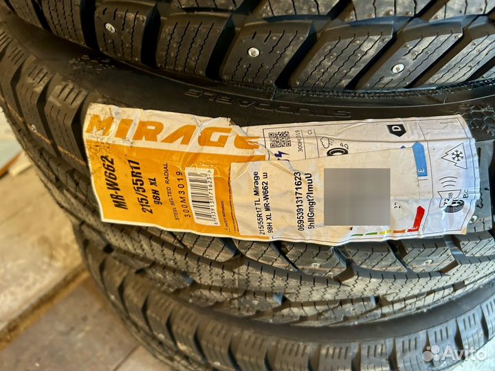 Mirage MR-W662 215/55 R17 98H