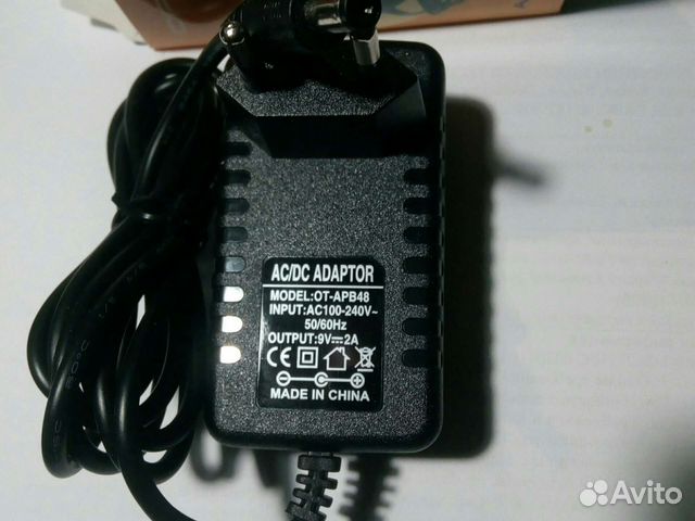 Адаптер Блок питания 9 вольт 2 ампера