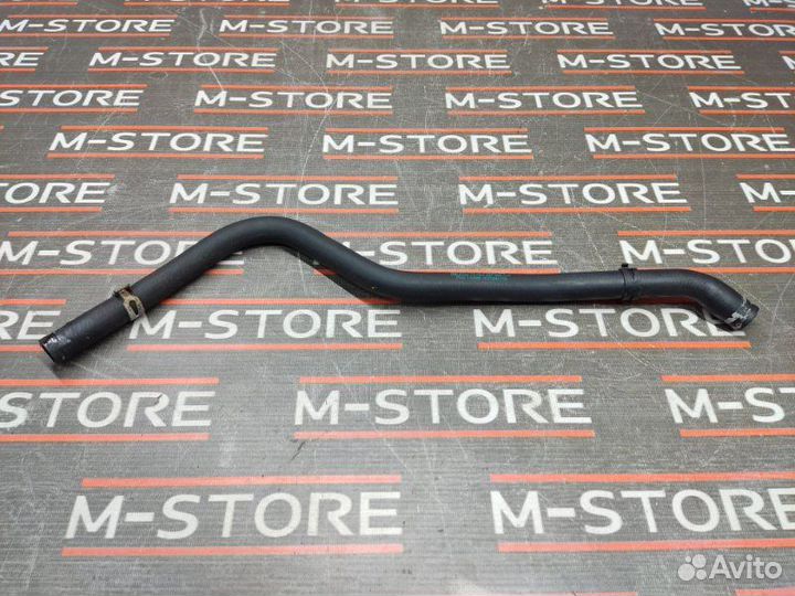 Патрубок системы охлаждения Mercedes-Benz S-Class