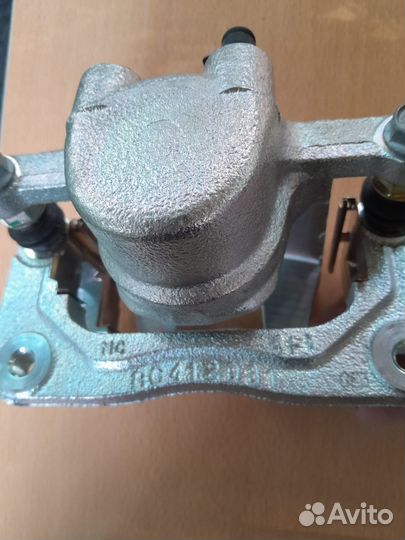 Суппорт задний левый Ssang Yong Kyron Rexton