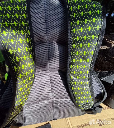 Школьный рюкзак