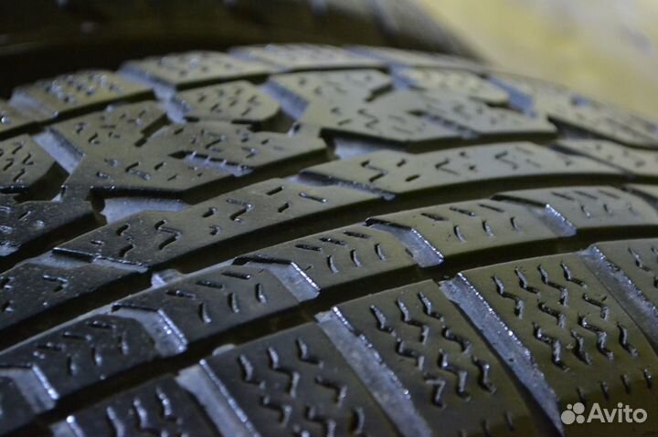 Kumho I'Zen RV KC15 215/65 R16