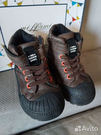 Ботинки для мальчика 22