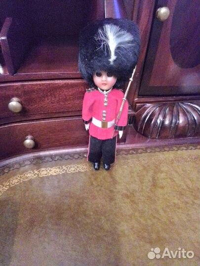 Солдатик британской королевской гвардии