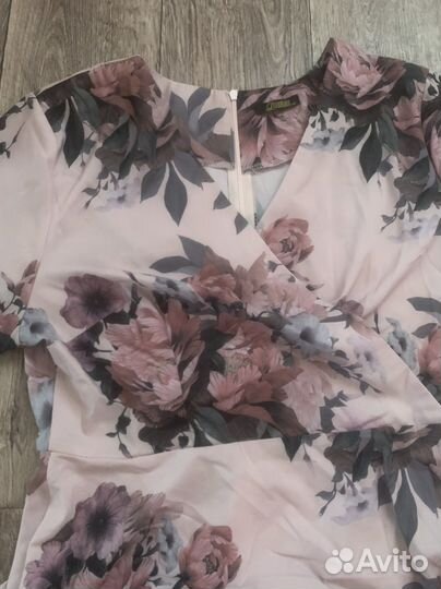 Платье летнее новое 48