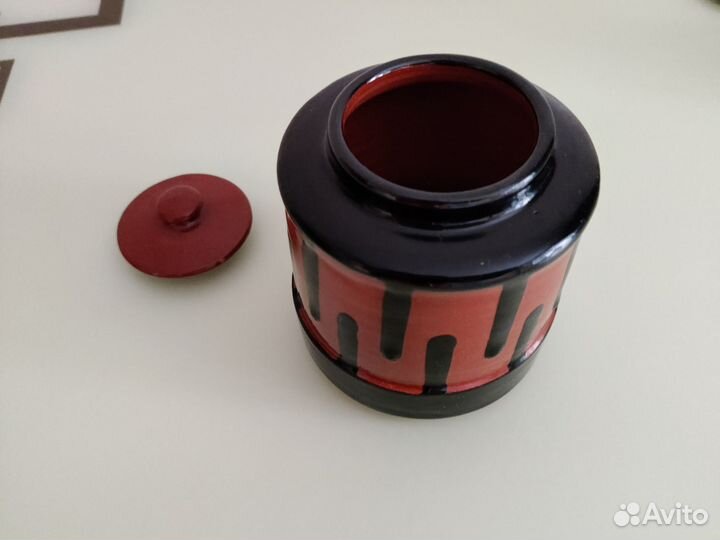 Кофейные пары и сахарница