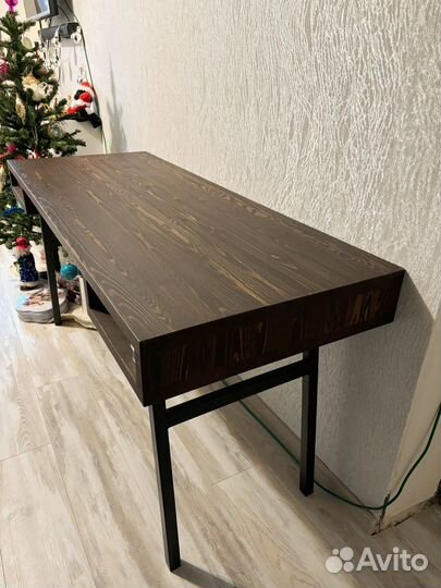 Стол письменный