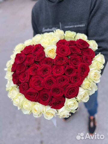 Букет из роз в виде сердца. Розы с доставкой