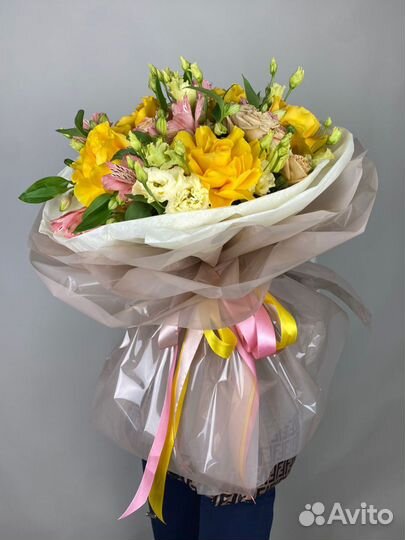 Букеты цветы доставка розы пионы