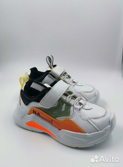 Кроссовки детские 27 размер новые
