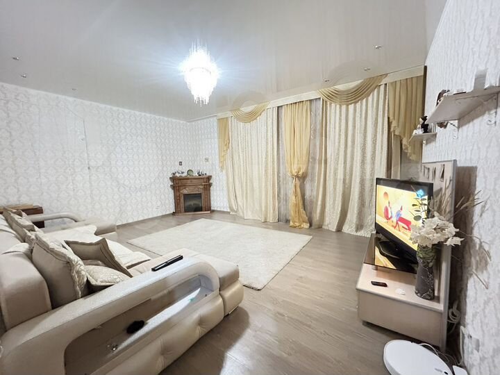 Дом 175,4 м² на участке 2,5 сот.