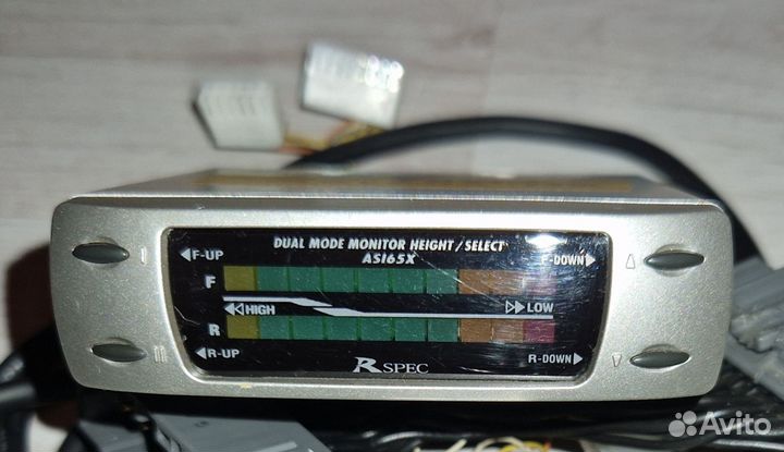 Контроллер пневмоподвески Crown UZS151 LS400 UCF21