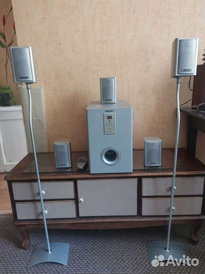 Комплект акустики для домашнего кинотеатра 5.1