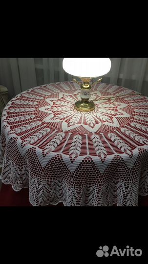 Скатерть вязаная белая