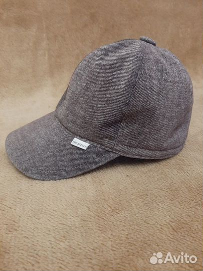 Бейсболка детская новая, на флисе с ушками