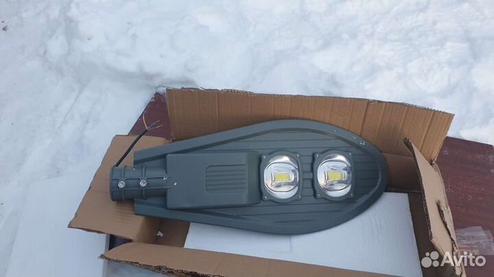 Светильник Кобра уличный 100Вт