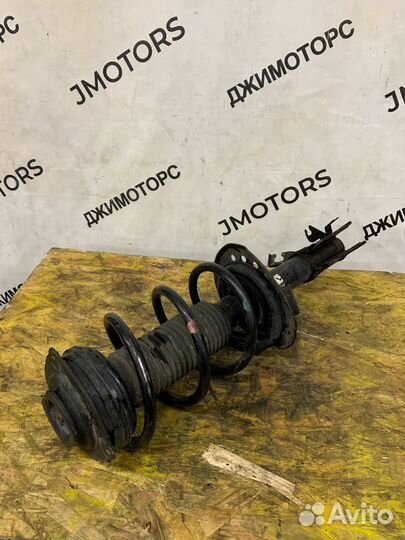 Амортизатор передний правый Nissan X-Trail T31