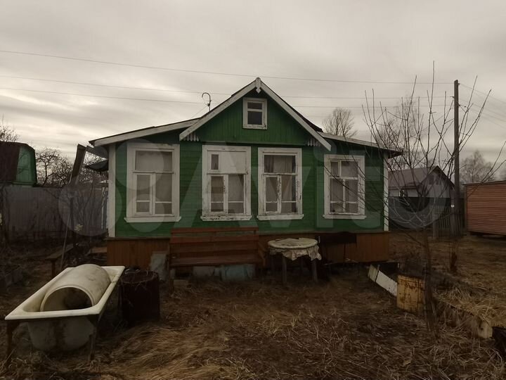 Дача 25 м² на участке 4 сот.