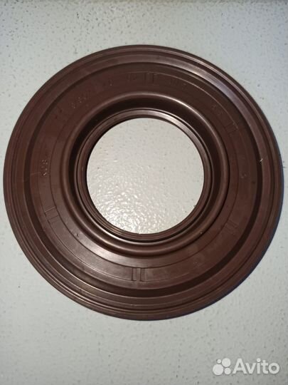 Сальник задний наружный Hyundai HD65 D4AF