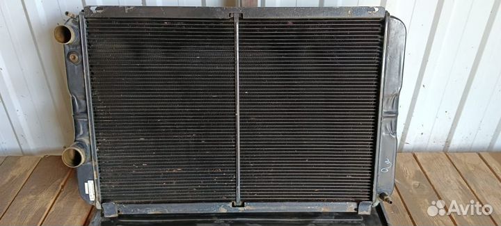 Радиатор охлаждения на УАЗ Патриот