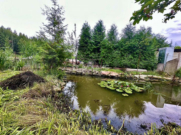 Дом 240 м² на участке 6 сот.