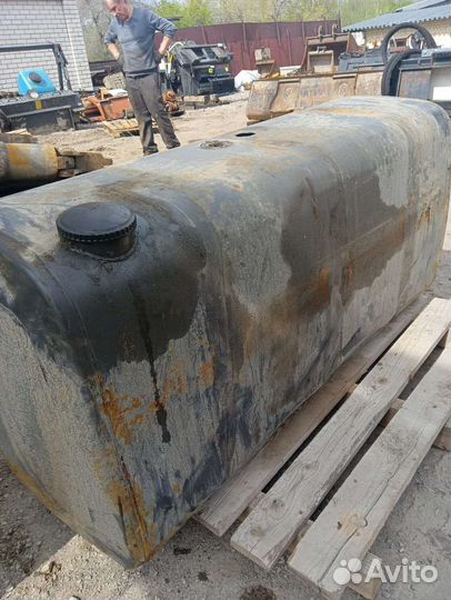 Топливный бак