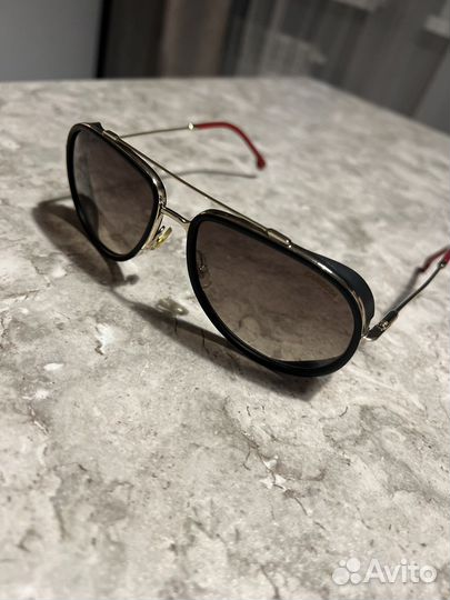 Очки солнцезащитные мужские Carrera